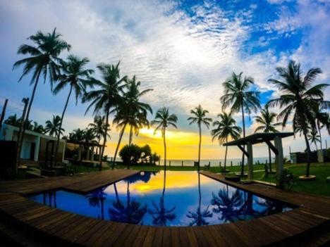The Lighthouse Negombo Hotel Bagian luar foto