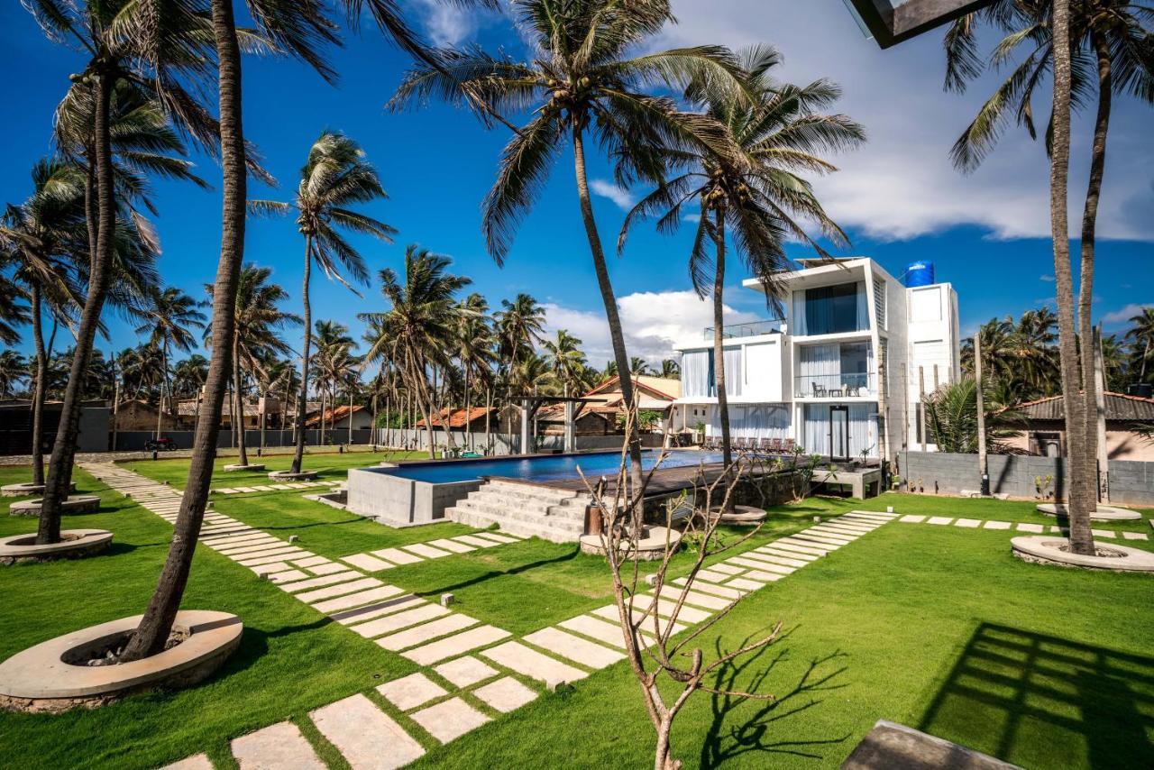 The Lighthouse Negombo Hotel Bagian luar foto