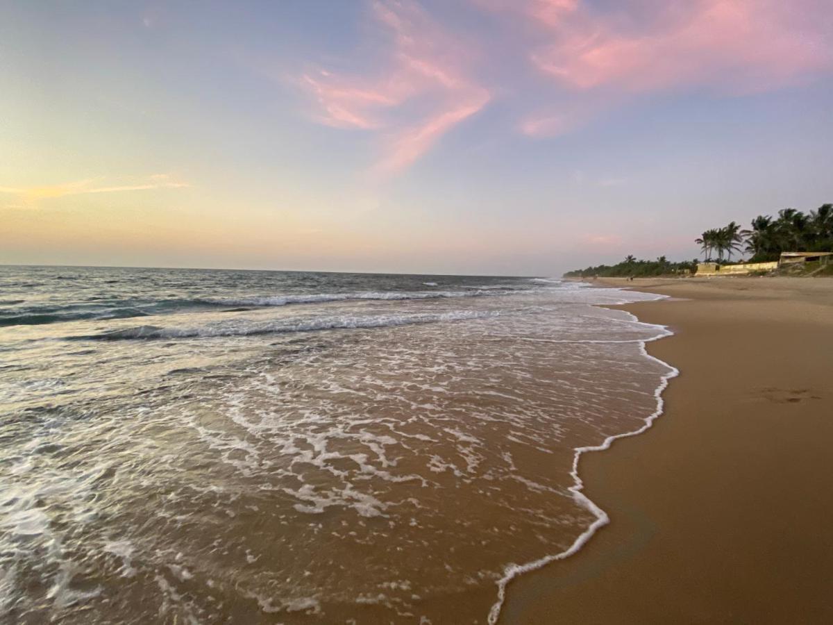The Lighthouse Negombo Hotel Bagian luar foto
