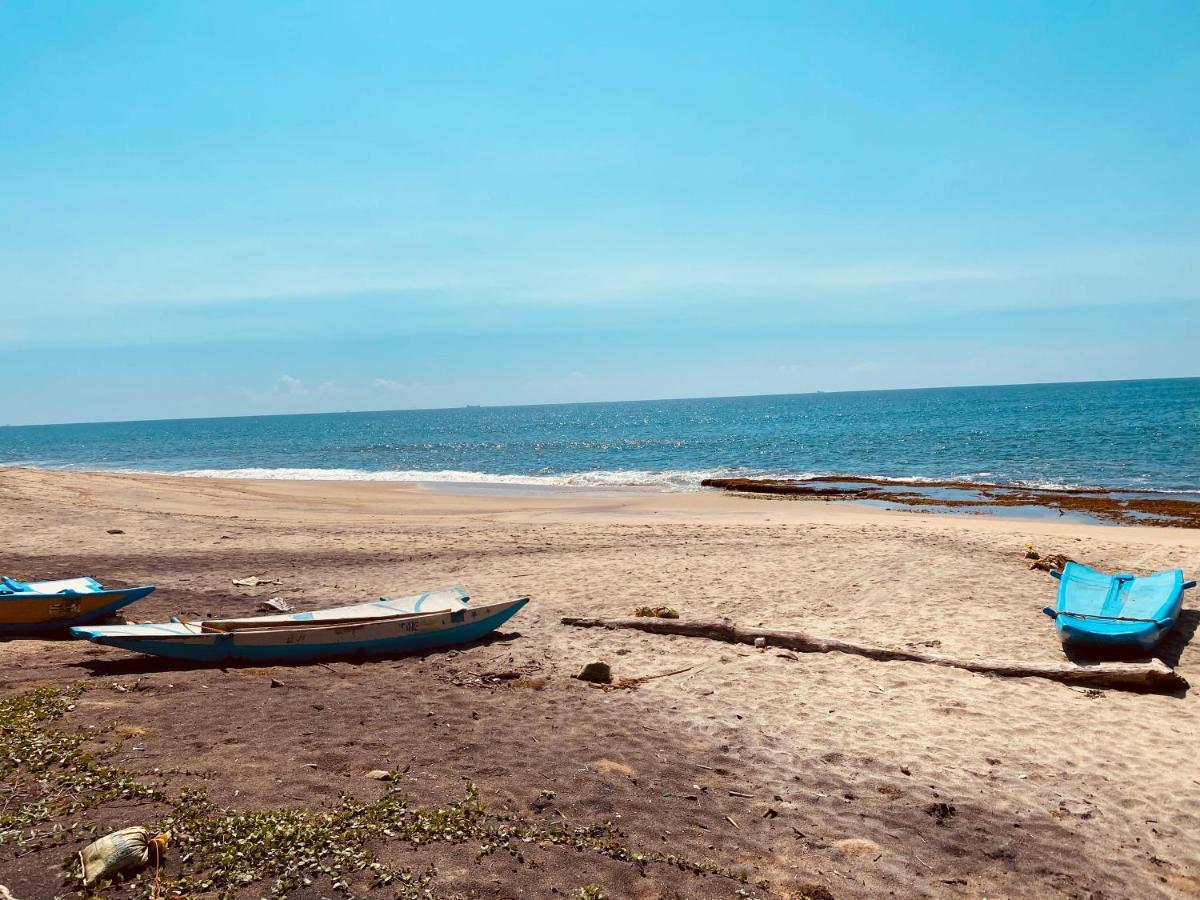 The Lighthouse Negombo Hotel Bagian luar foto