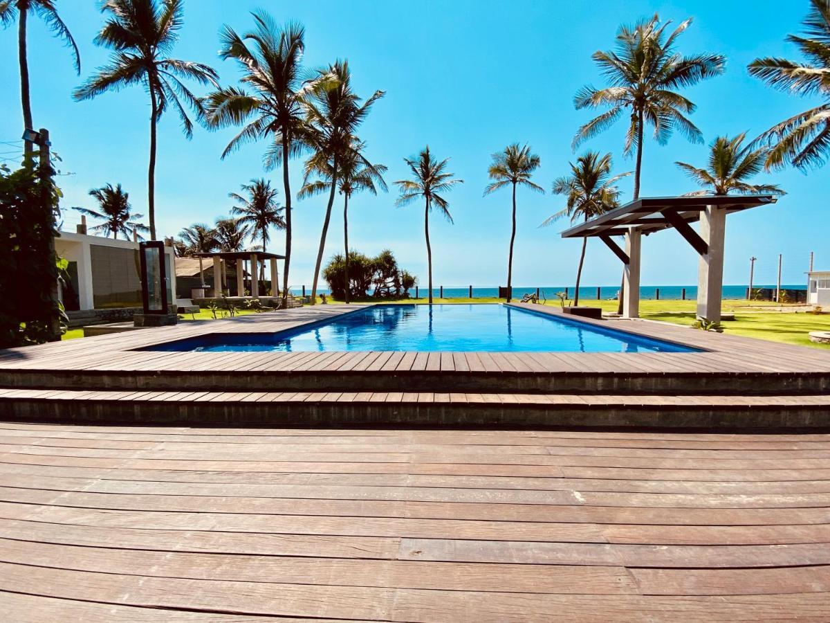 The Lighthouse Negombo Hotel Bagian luar foto